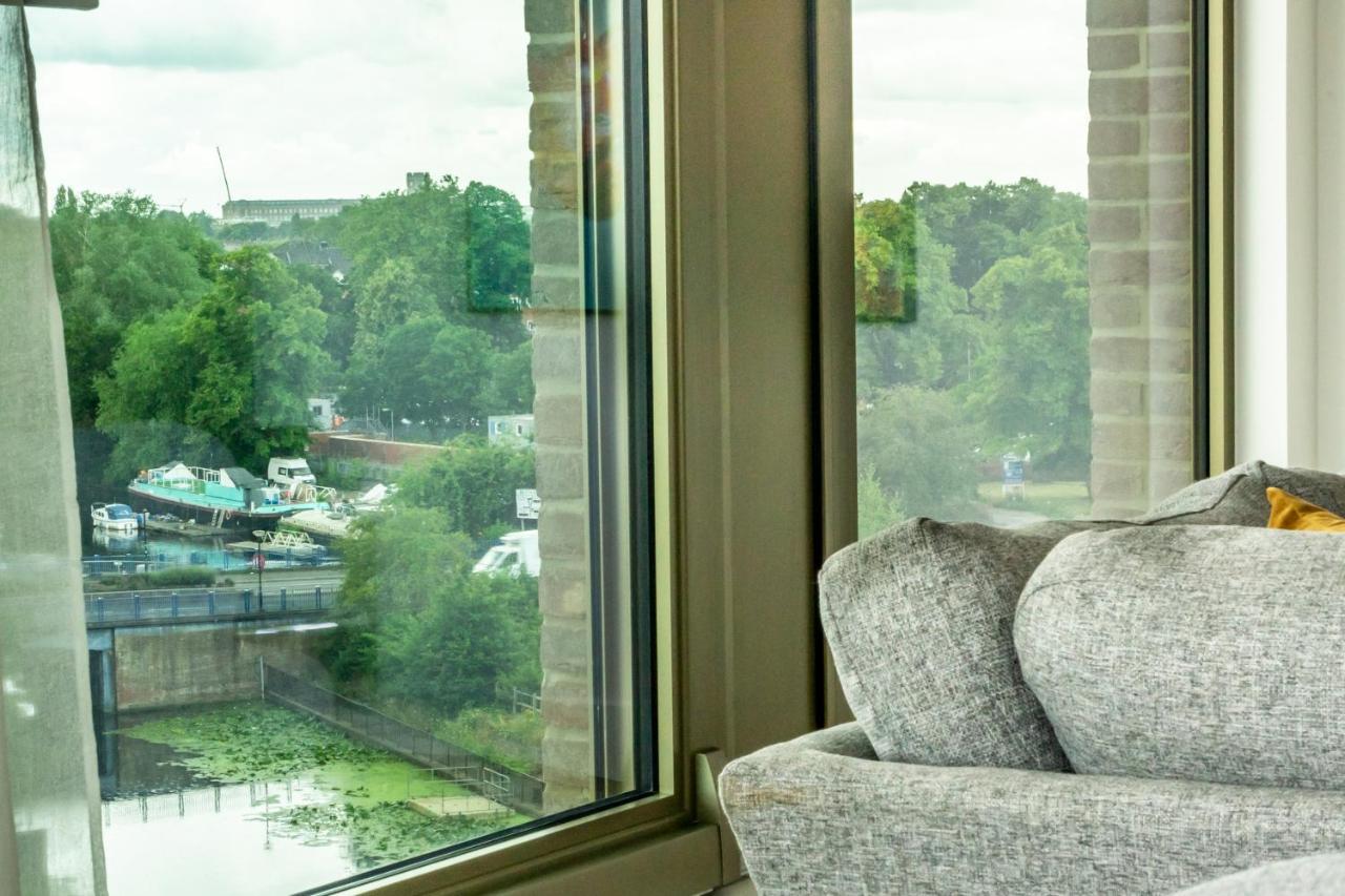 Apartmán Tree Tops At Ryedale House York Exteriér fotografie